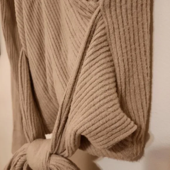 Express long sleeve beige faux wrap top - Picture 3 of 5